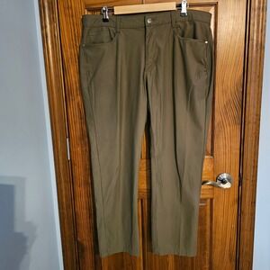 SWISS TECH Men's Dove Color Polyester Straight Fit Pants Size 38x30